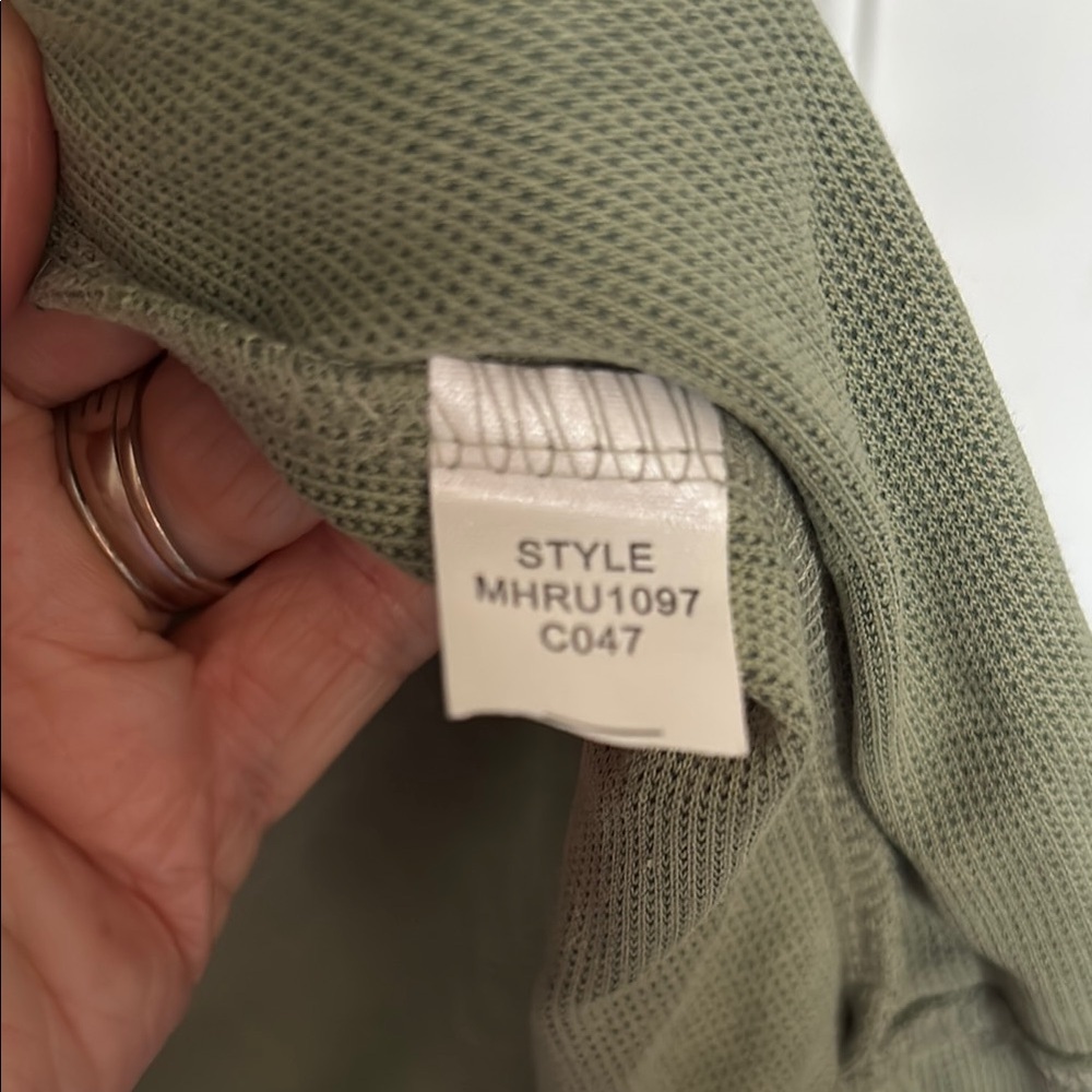 Essentials Men's Green T-Shirt - Picture 3 of 6